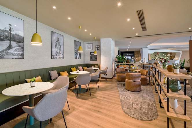 Vibes Restaurant & Bar - 9