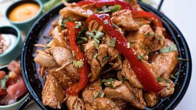 Con Limón y sal Caletillas - 1