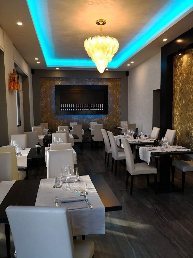 La Perla Bistrot - 8