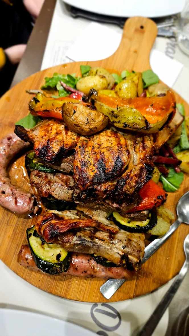 Scorzonera Nicolosi Ristorante Pizzeria - 2