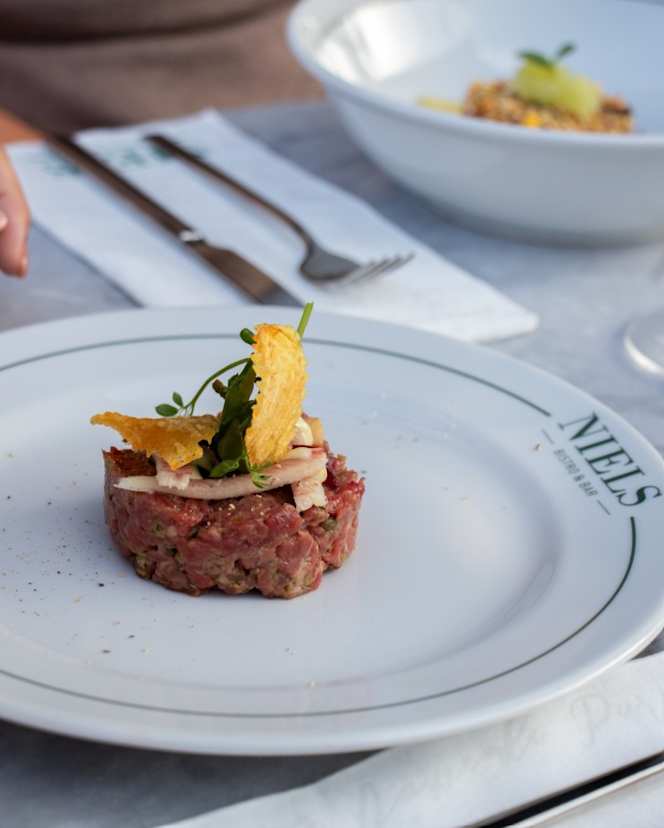 Niels Bistro & Bar - 2