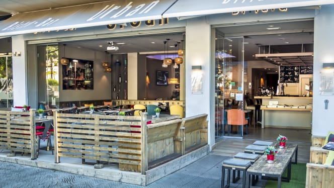 Urban Bistro-Bar - 9