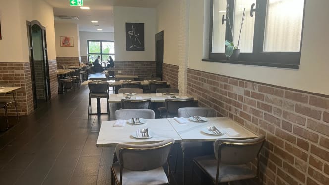 Mabuhay Restaurant Tibaldi Milan - Filipino Japanese Cuisine - 0