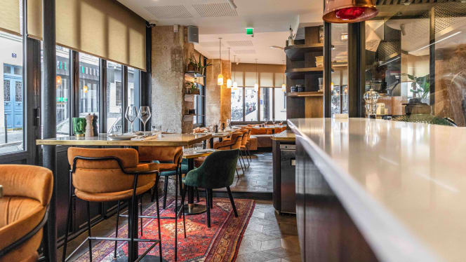 Mojo restaurant top