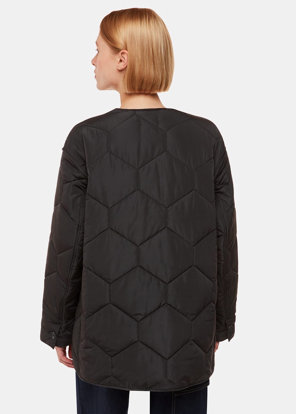 Short black quilted jacket sales