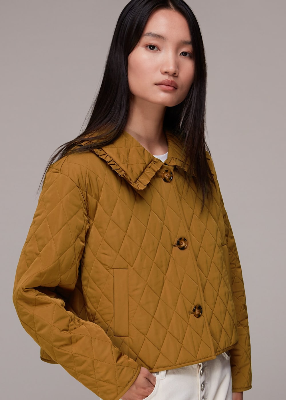 whistles-collar-detail-quilted