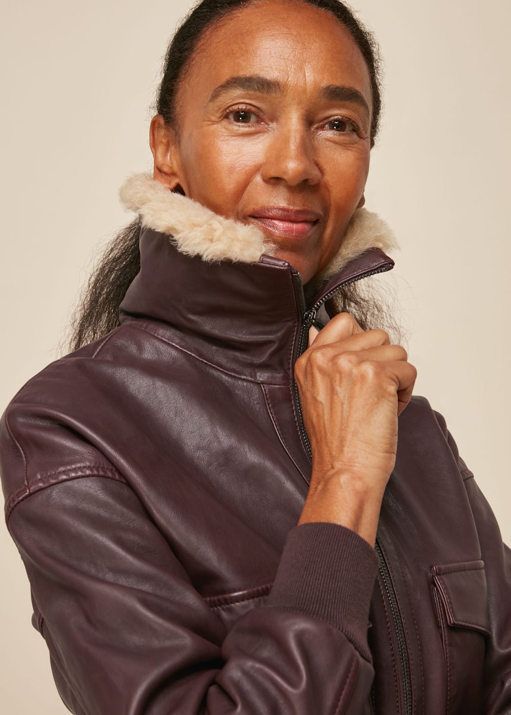 Bomber with shearling collar discount