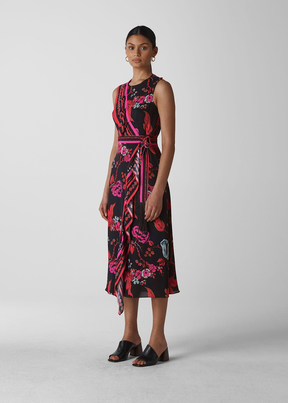 Scarf wrap dress 2025
