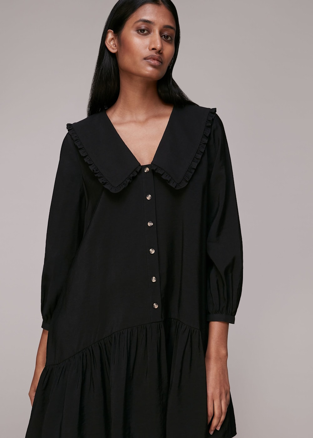 Black dress with black collar hotsell