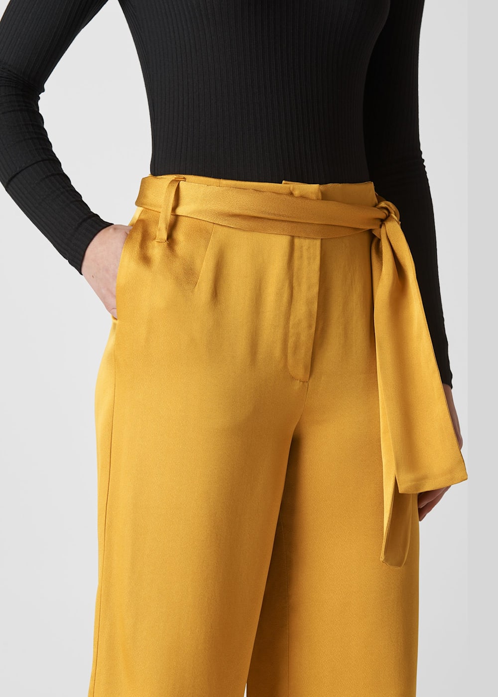 Gold wide leg trousers hotsell