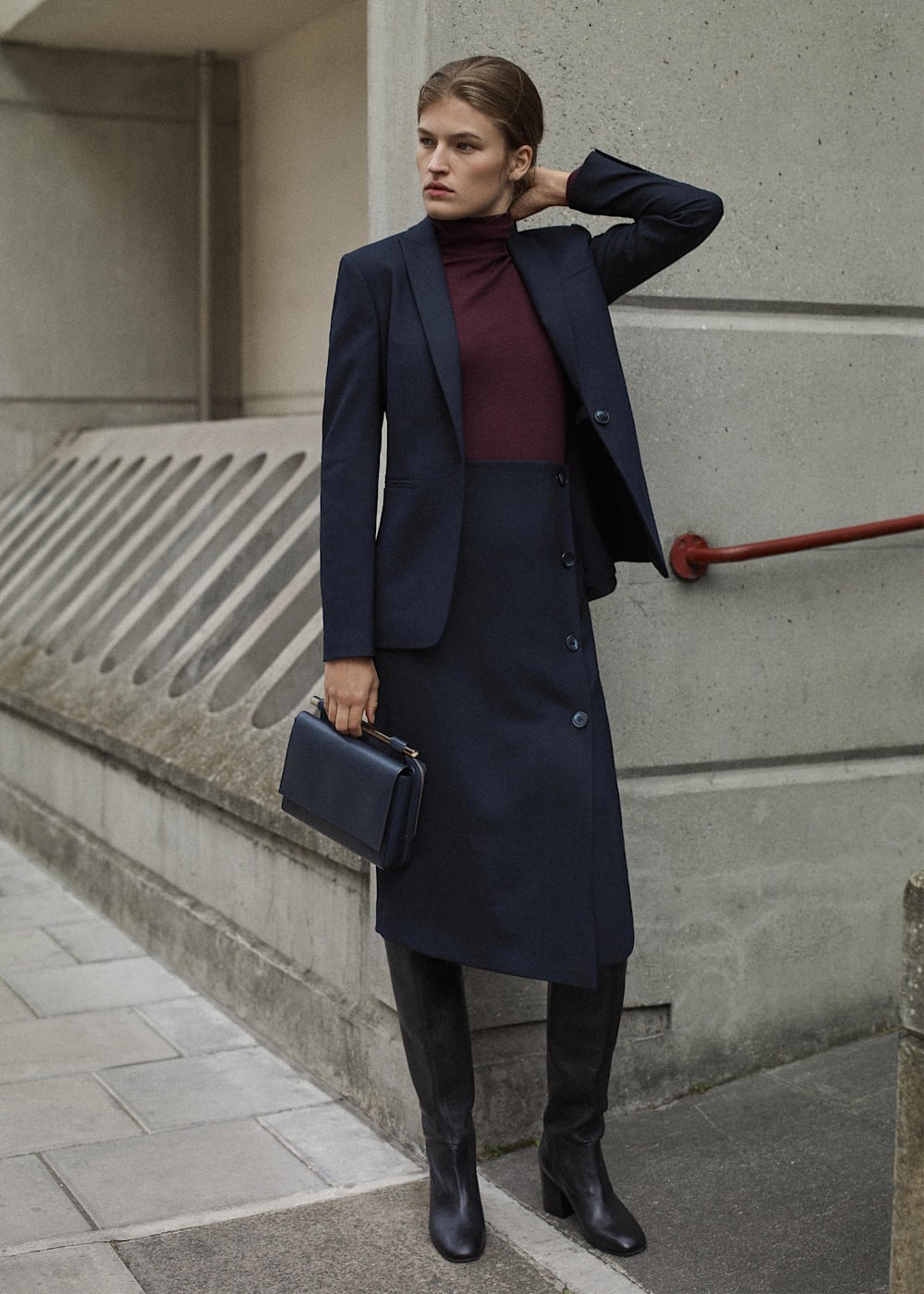 Navy tailored pencil skirt online