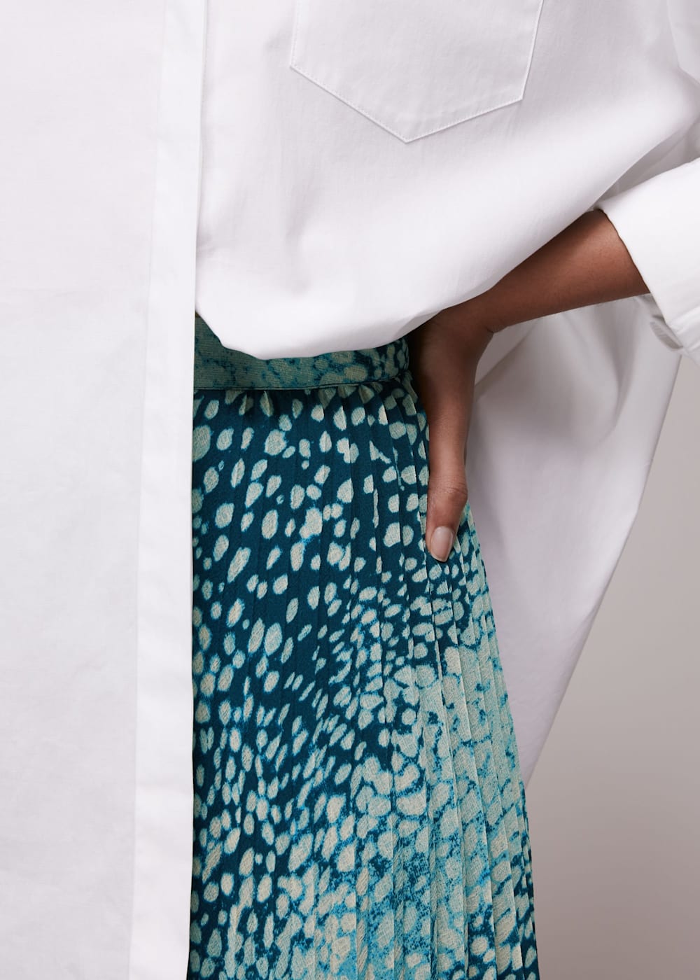 Whistles blue pleated skirt shop