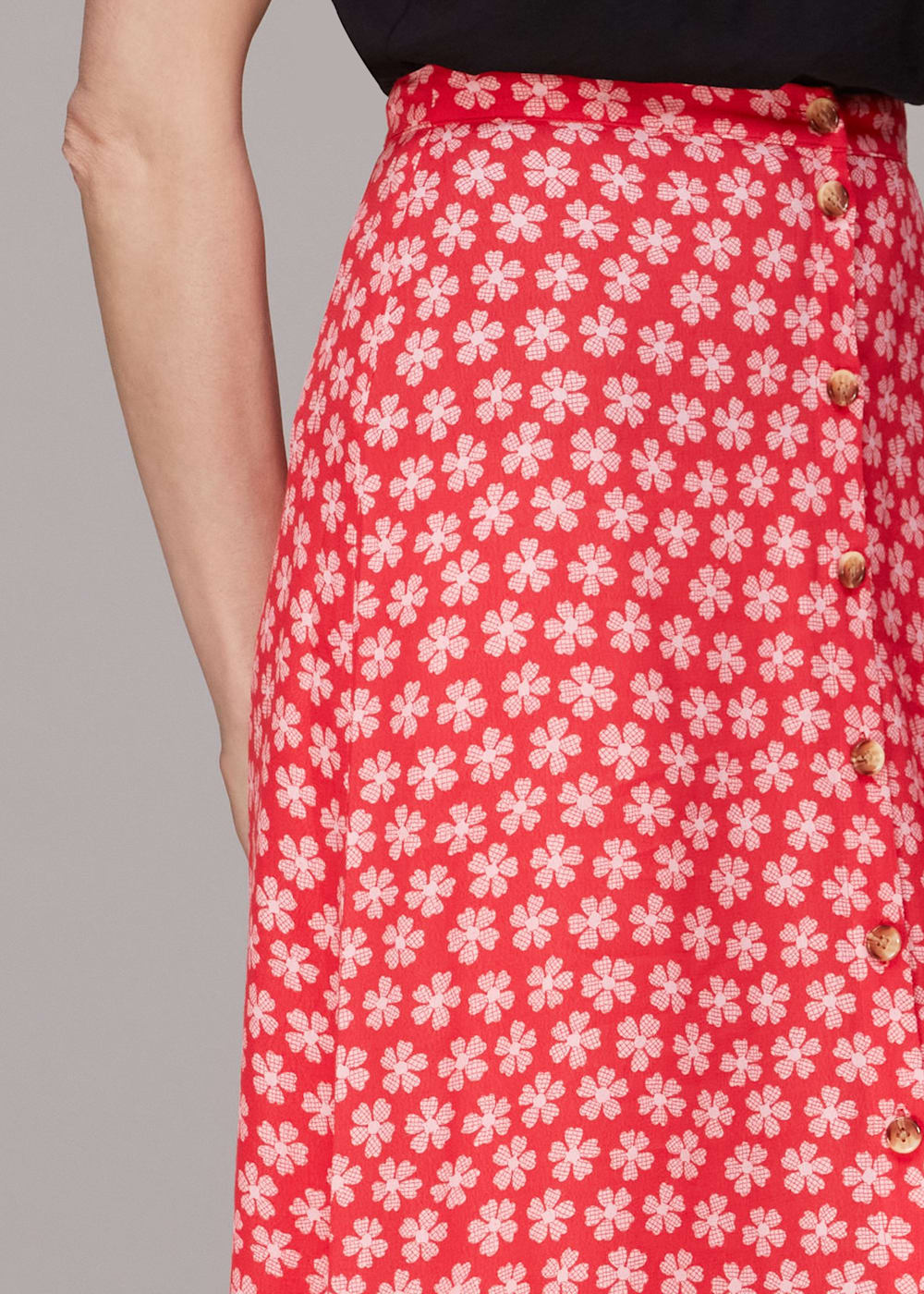 whistles-red-daisy-button- whistles-red-daisy-button-