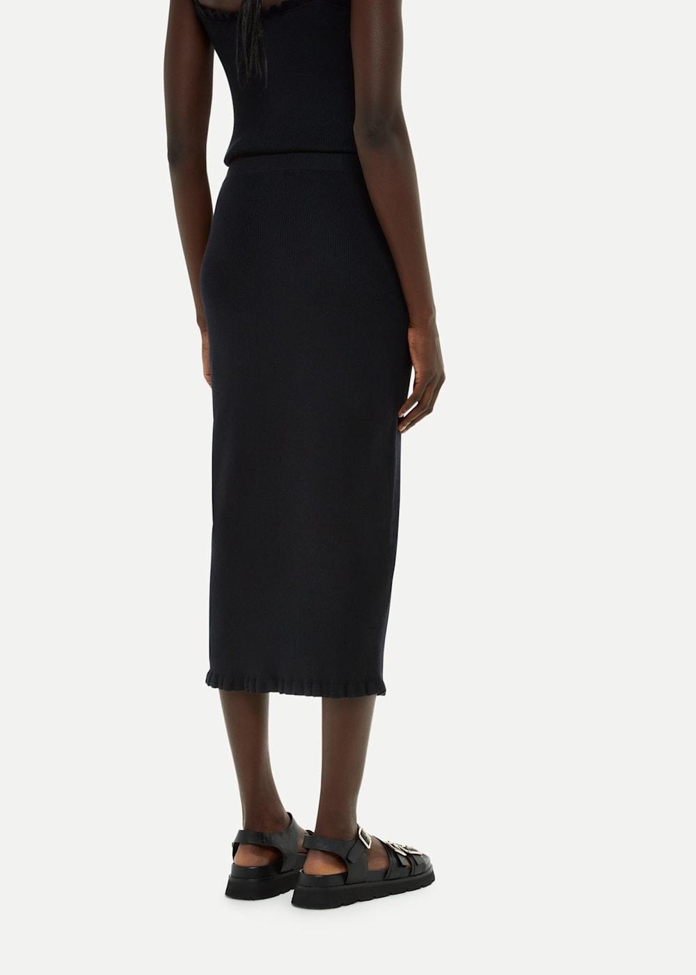 Black midi hem skirt sales