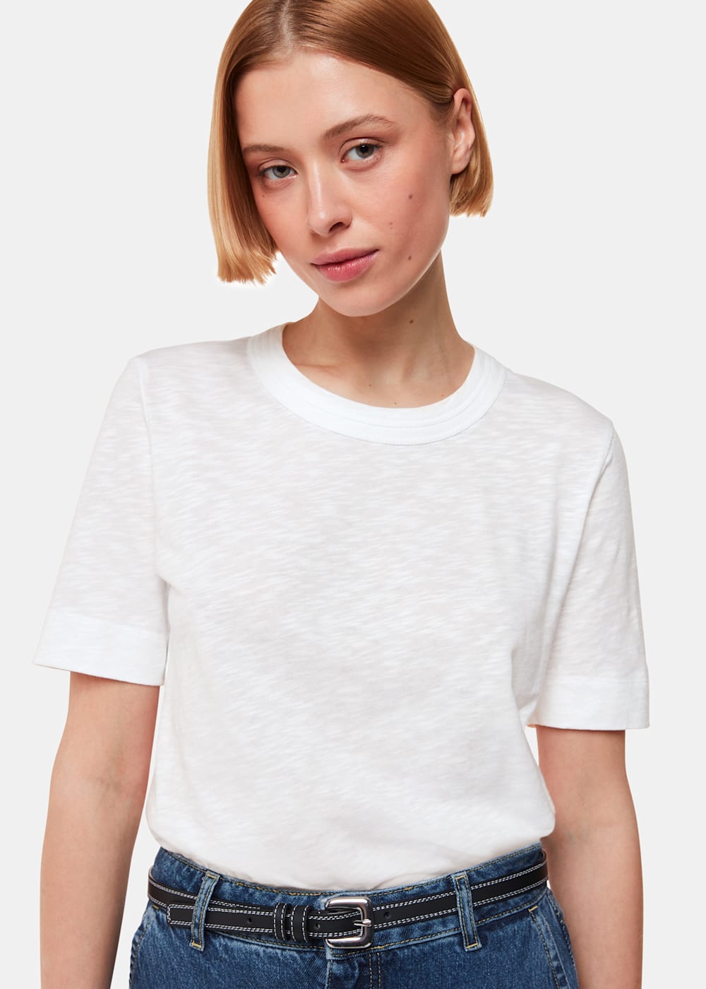White short sleeve tee shirts 2025
