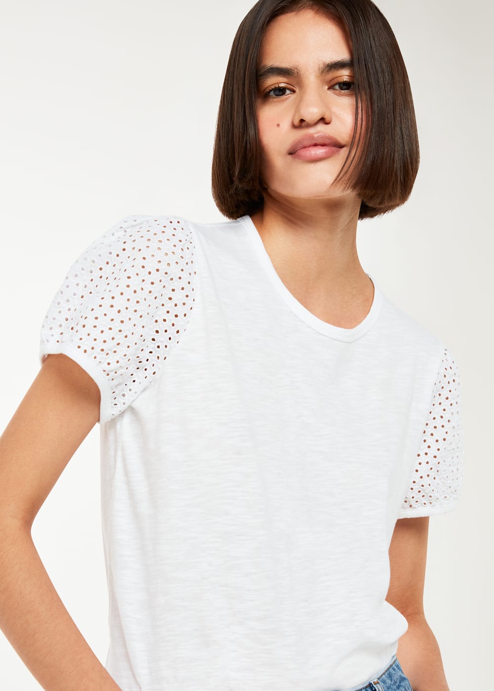 Puff sleeve broderie top 2025
