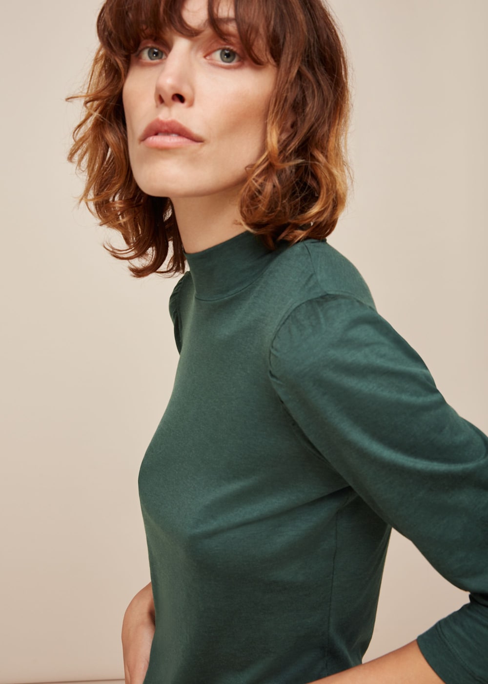 Dark green puff sleeve top hotsell