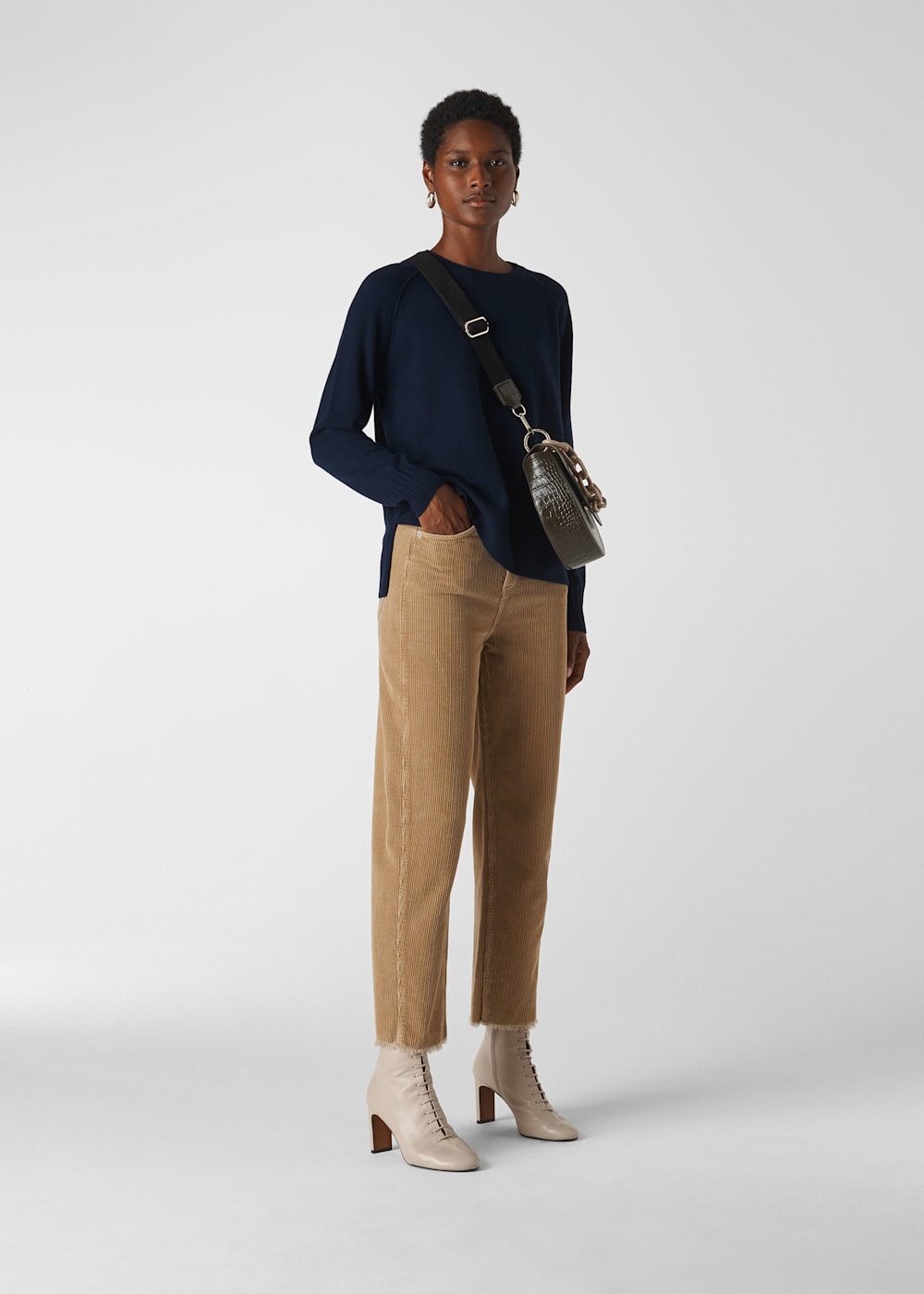 Women s Navy Cashmere Crew Neck Sweater Whistles US