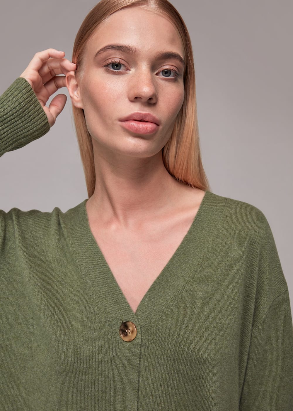 Cashmere sweater green deals
