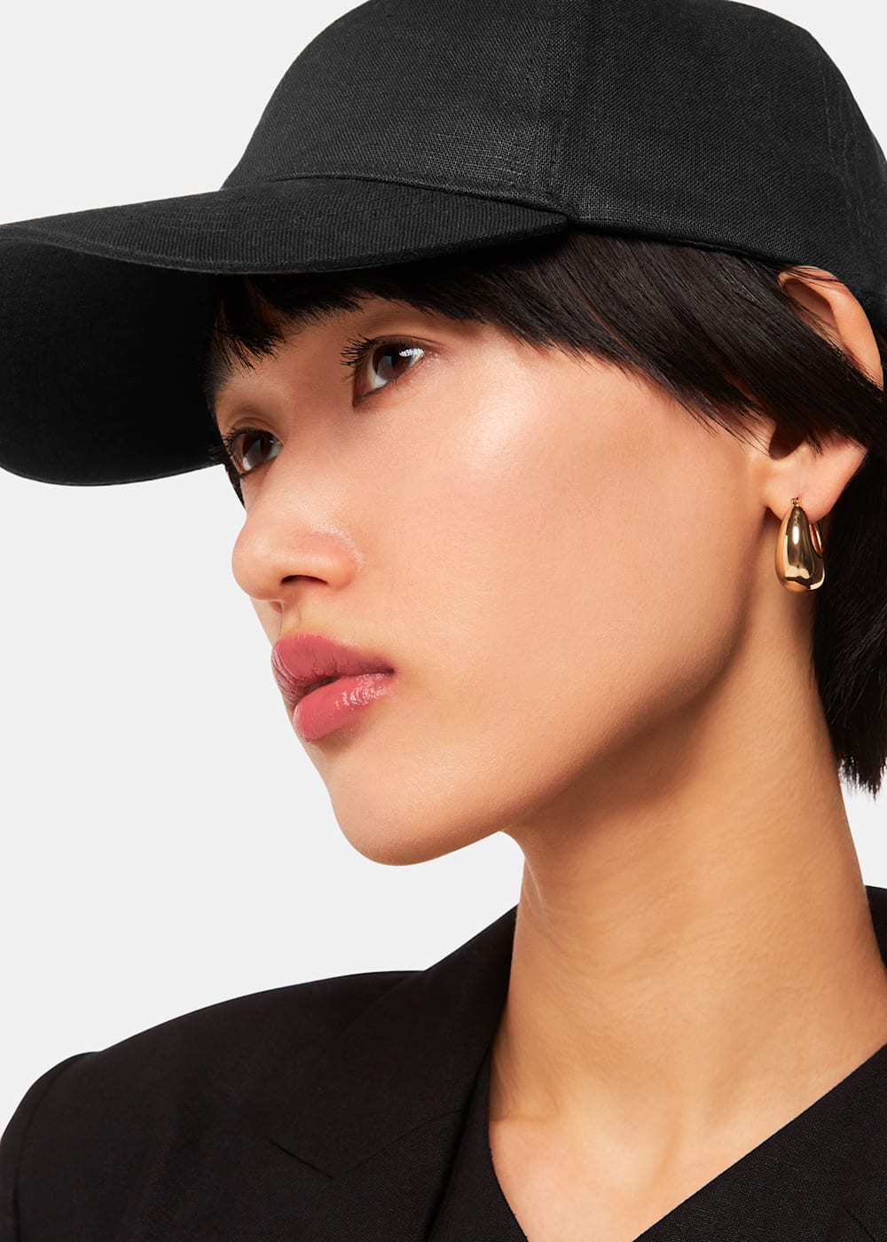 Linen cap store
