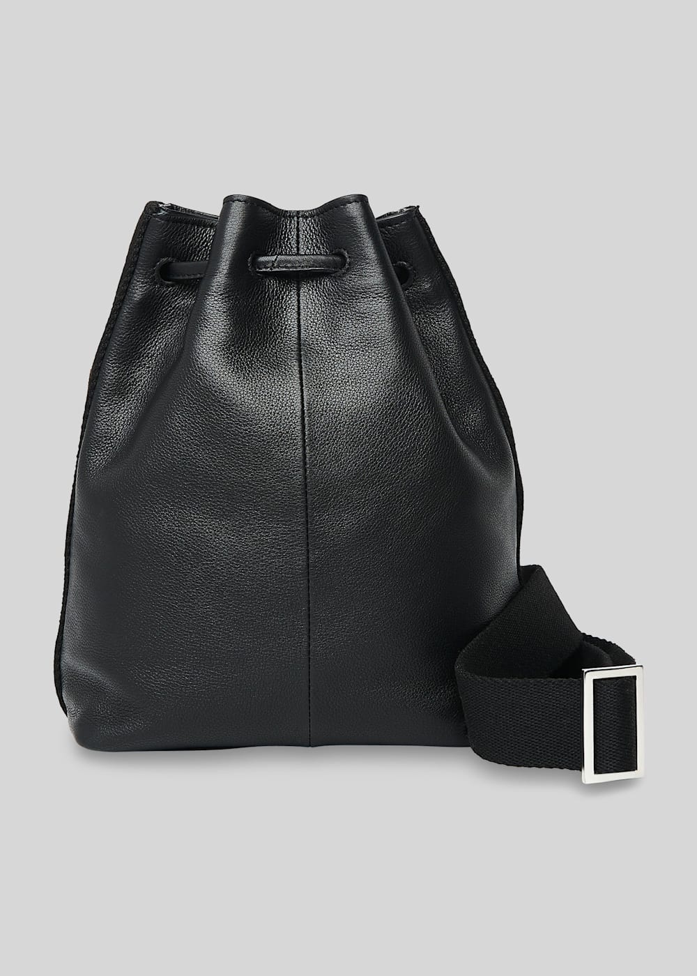 Soft bucket bag 2025