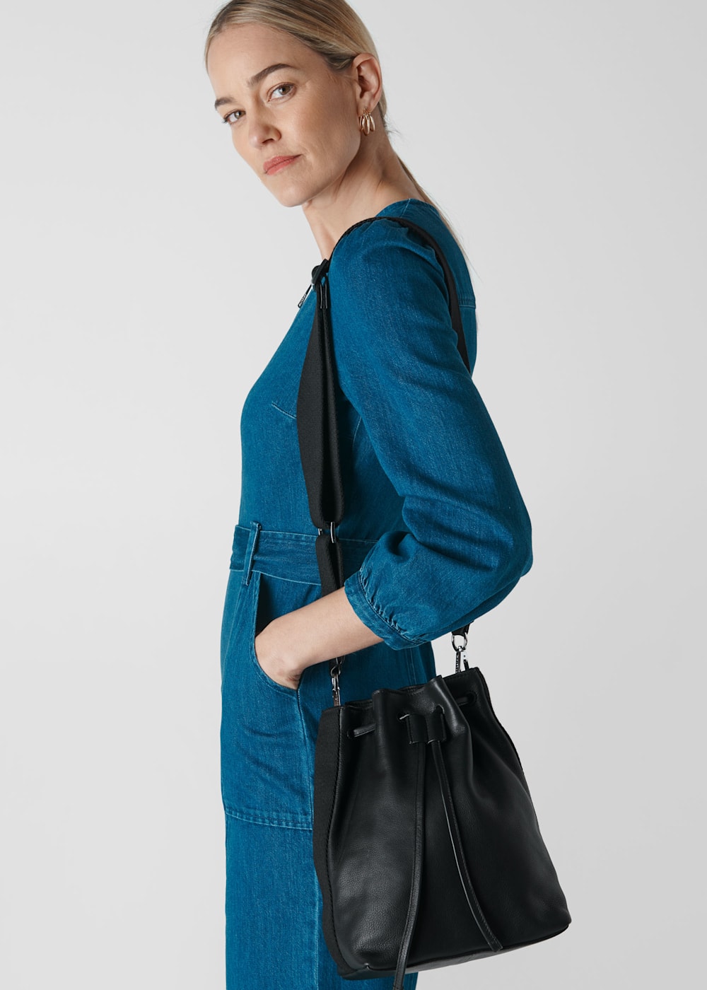 Soft bucket bag best sale