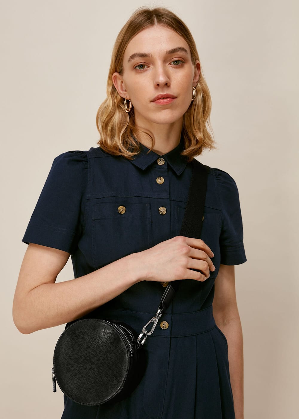 Round crossbody bag leather discount