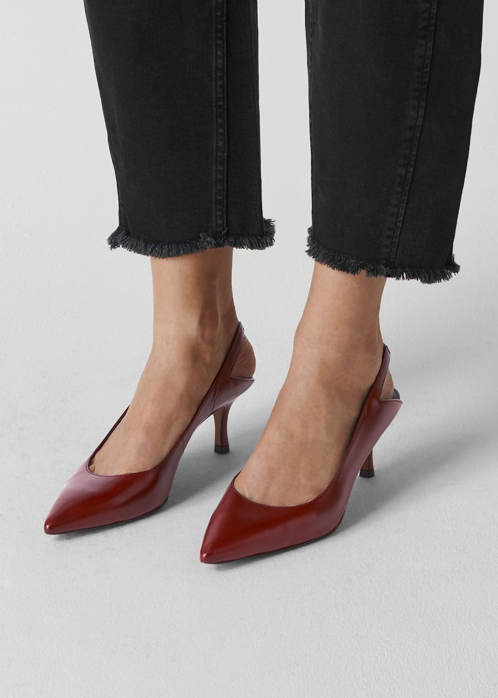 Burgundy slingback shoes online