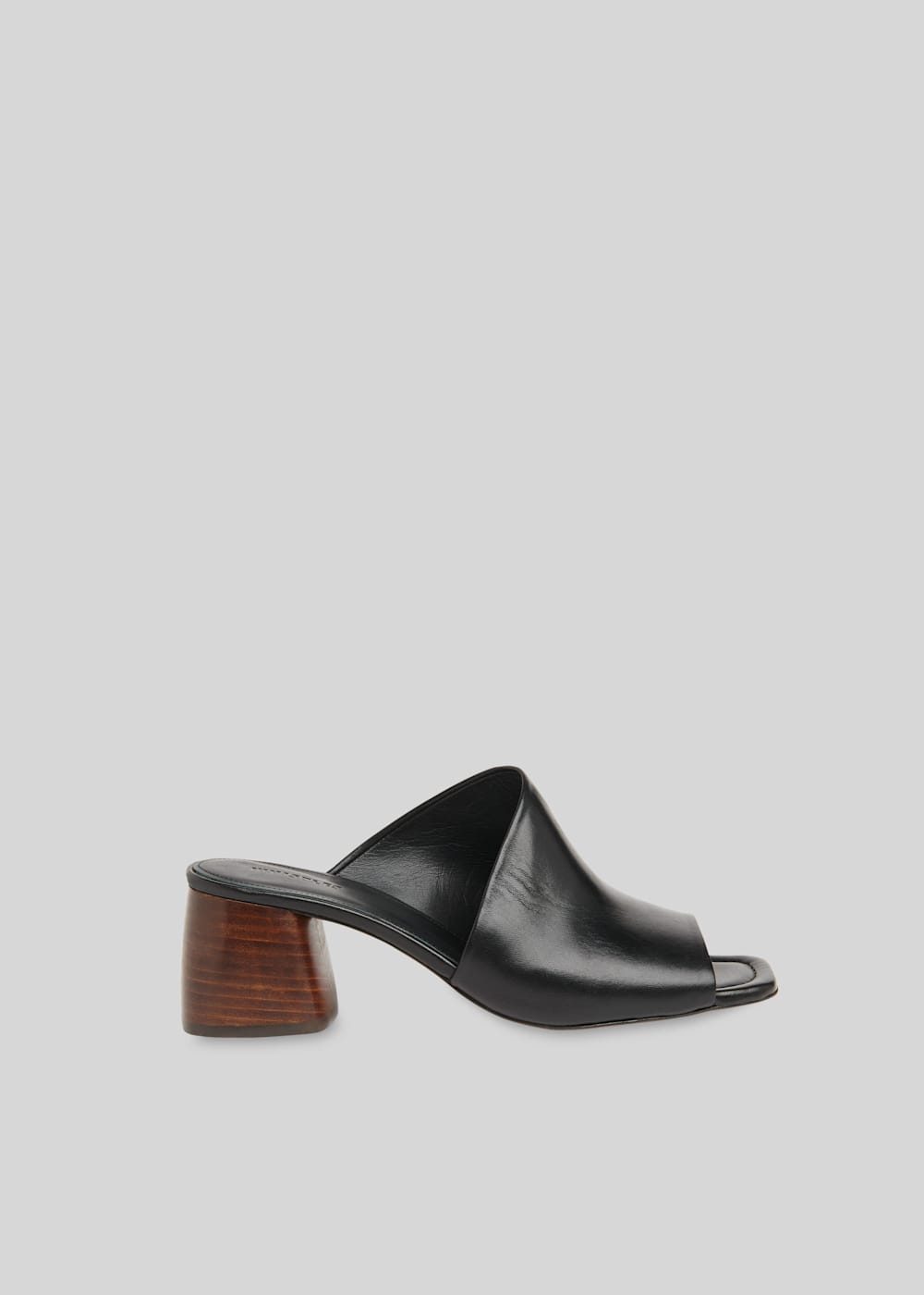 whistles-arcade-asymmetric-