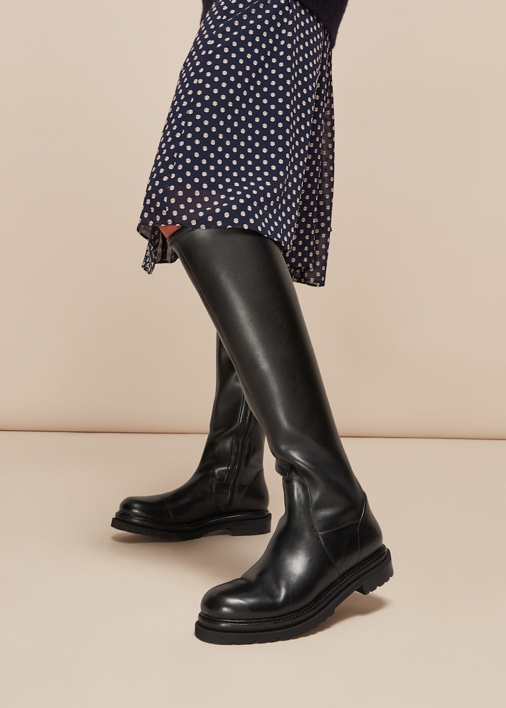 Knee high stretch boots uk online