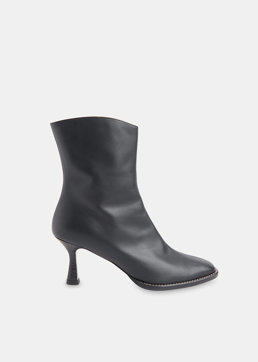 Black boots with white stitching store