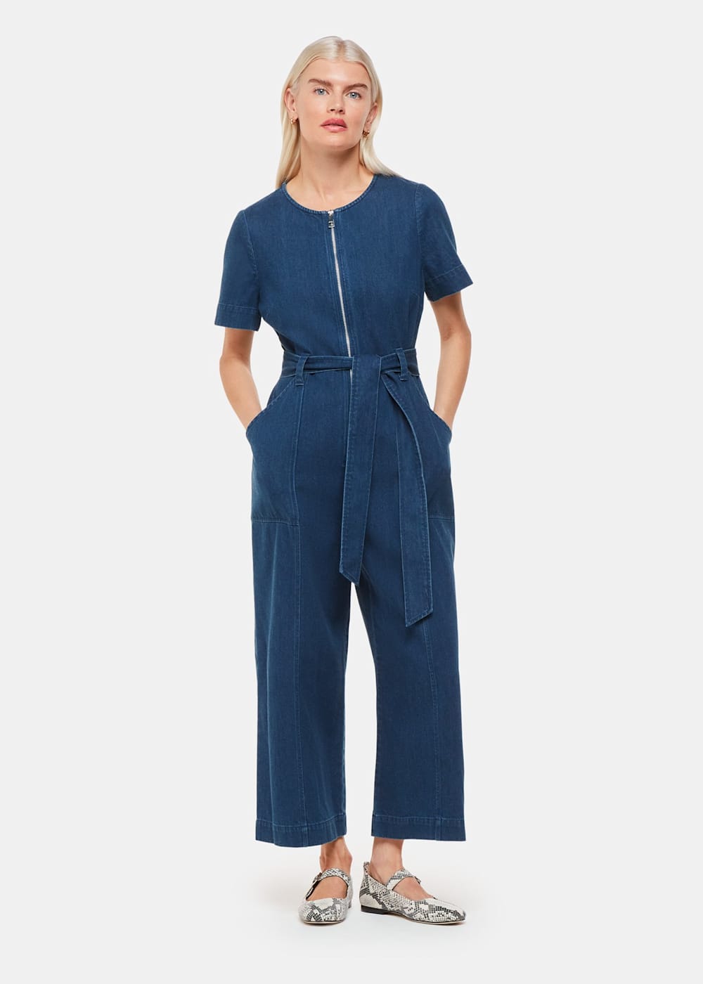 Short length jumpsuit 2025