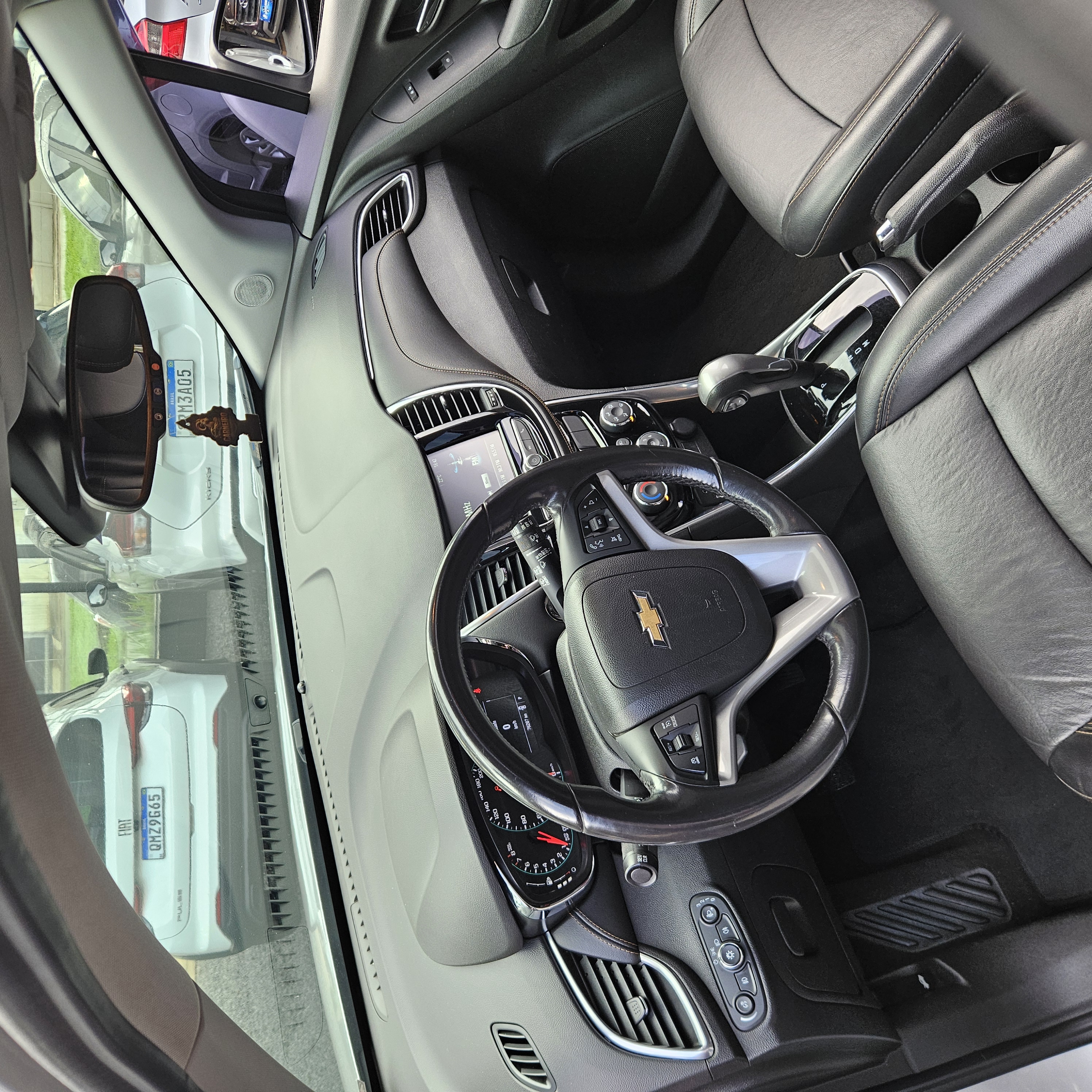 CHEVROLET Tracker Premier miniatura 4