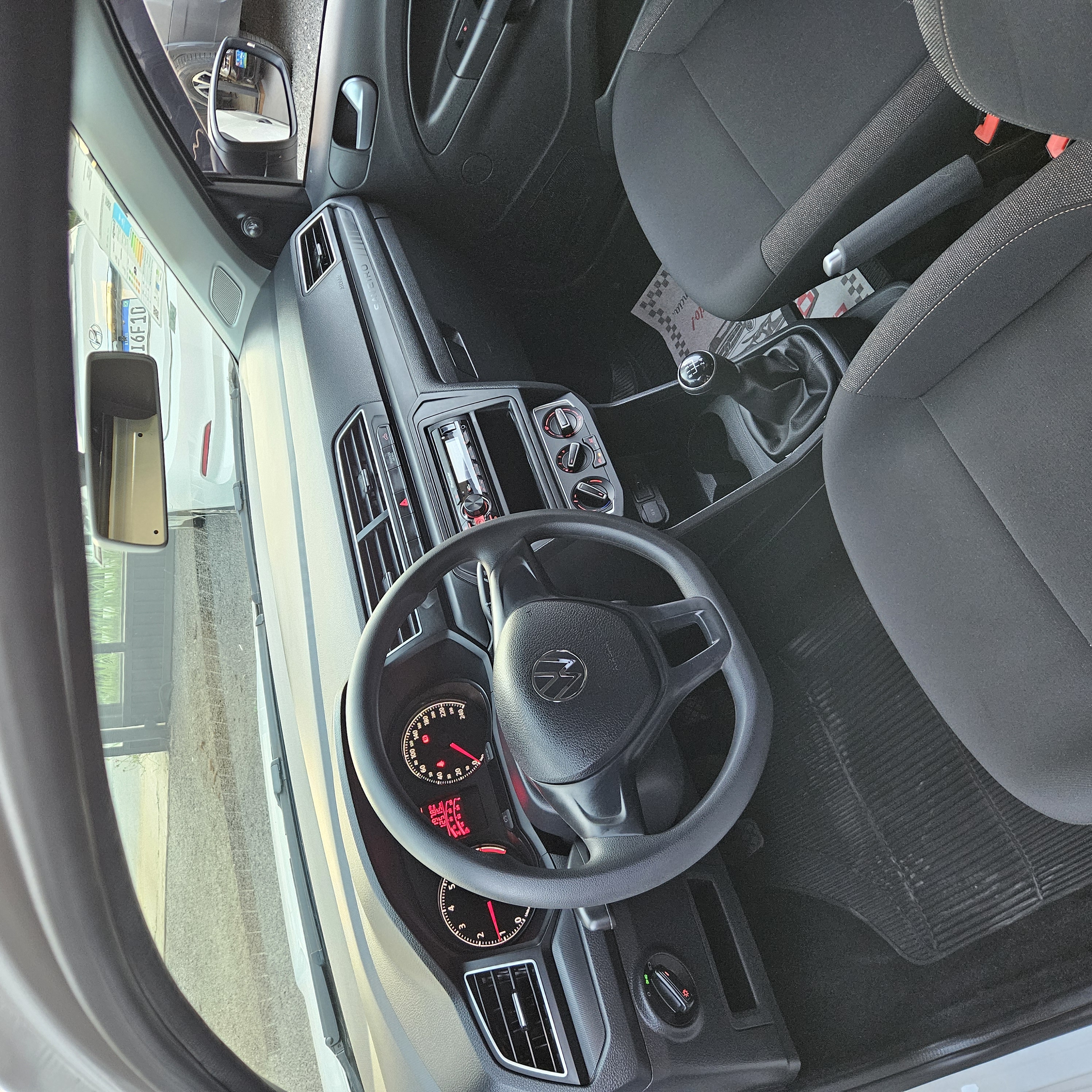 VOLKSWAGEN Saveiro Robust miniatura 4