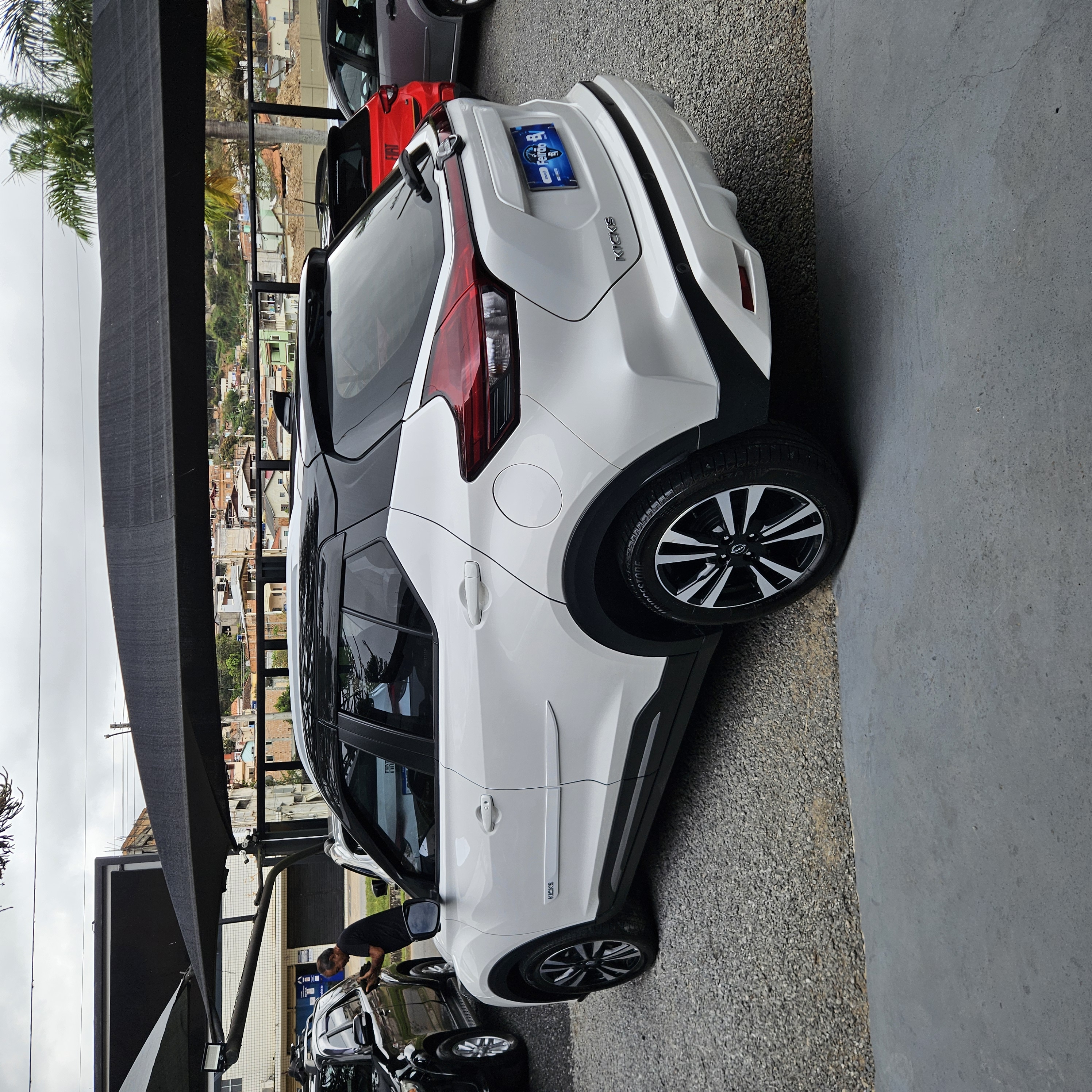 NISSAN Kicks Exclusive miniatura 8
