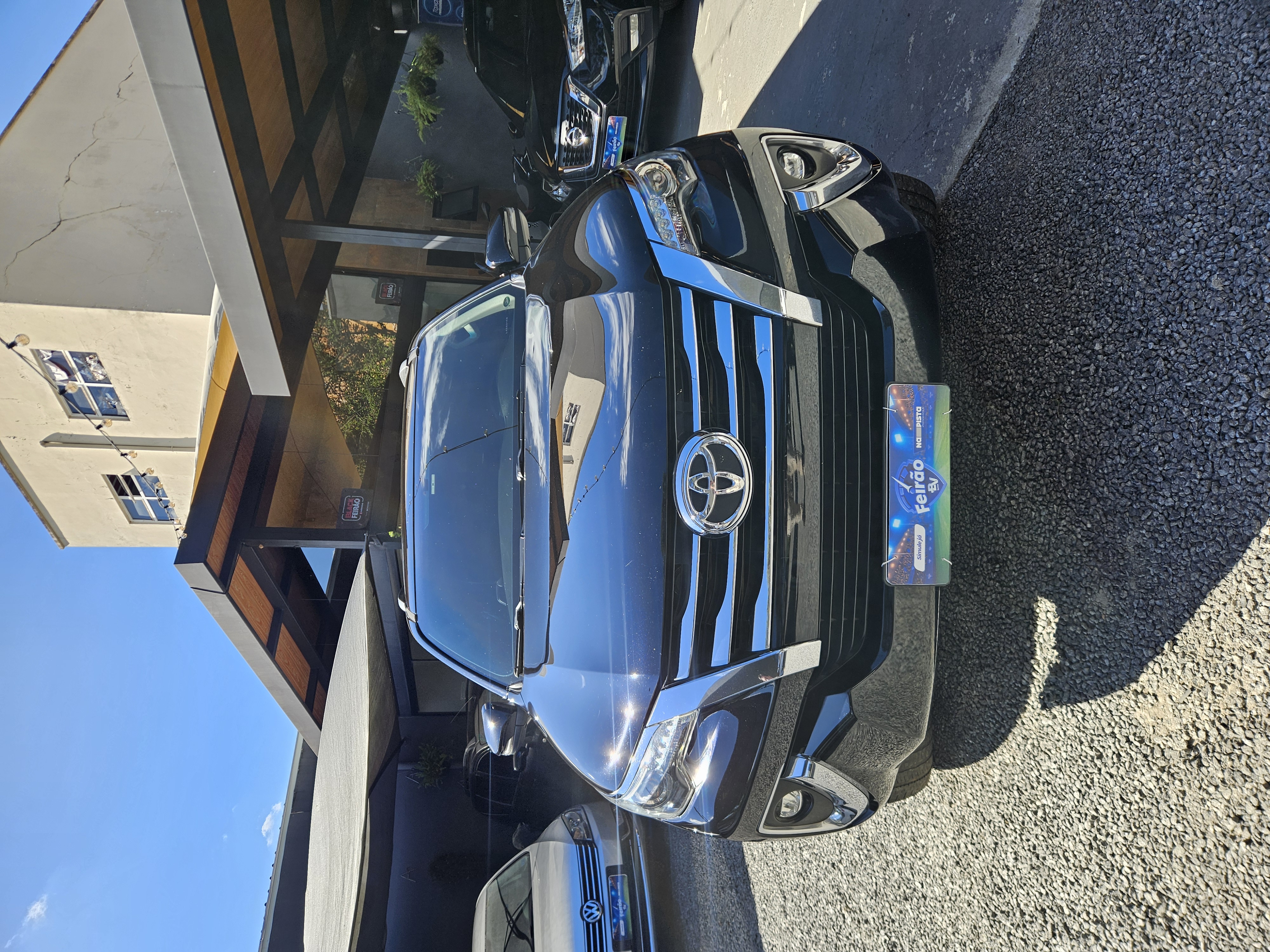 TOYOTA Hilux Sw4 SRX miniatura 2