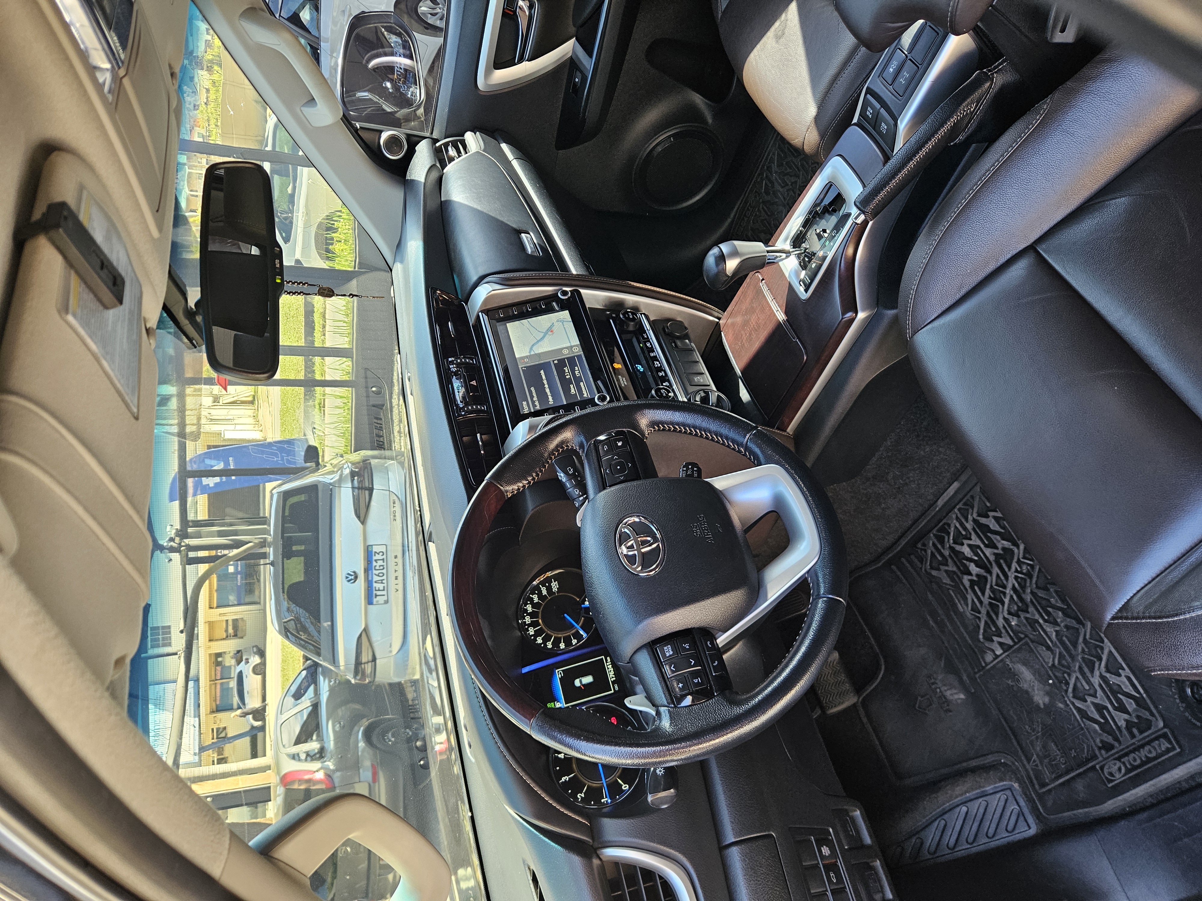 TOYOTA Hilux Sw4 SRX miniatura 4