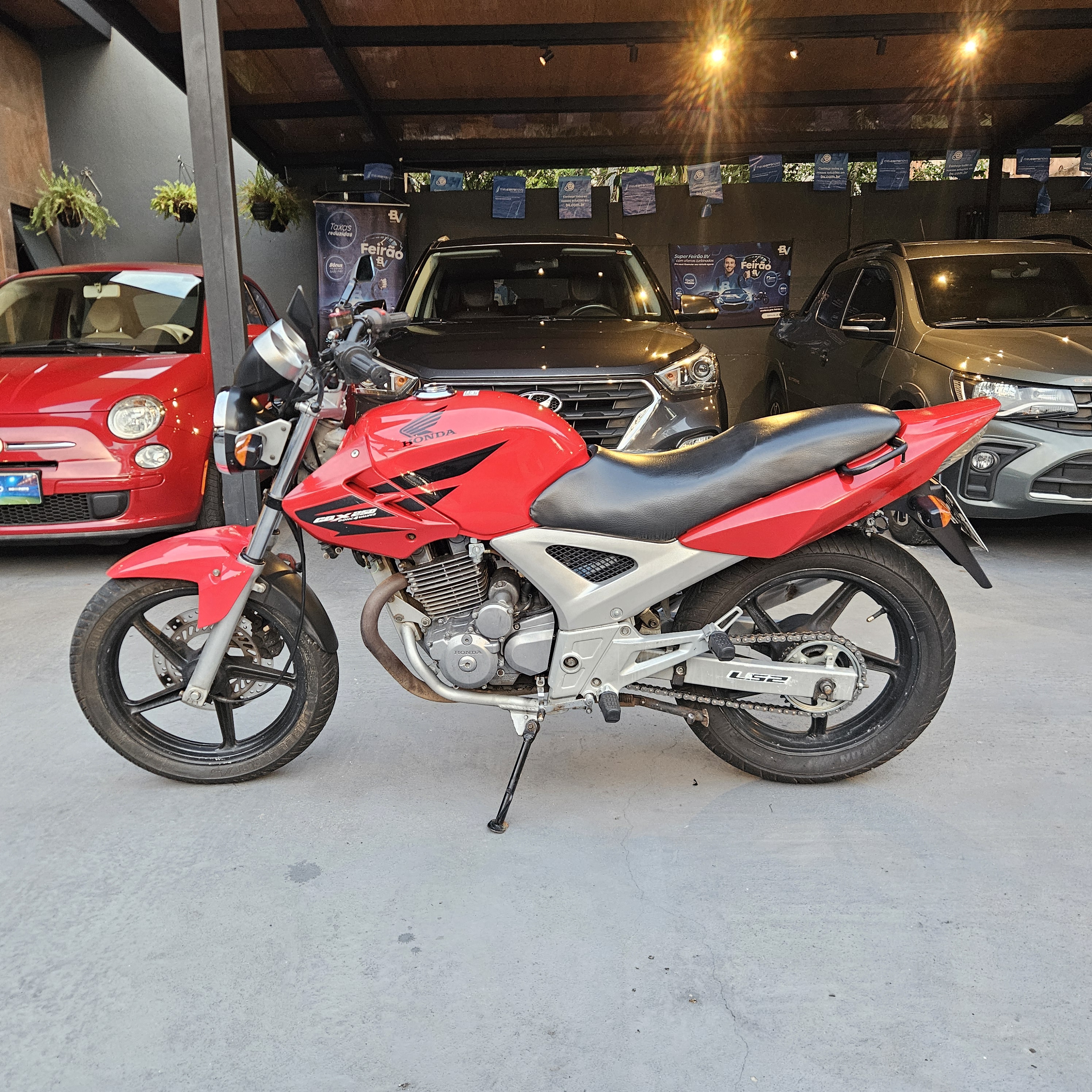 HONDA MOTO CB 250 Twister miniatura 2