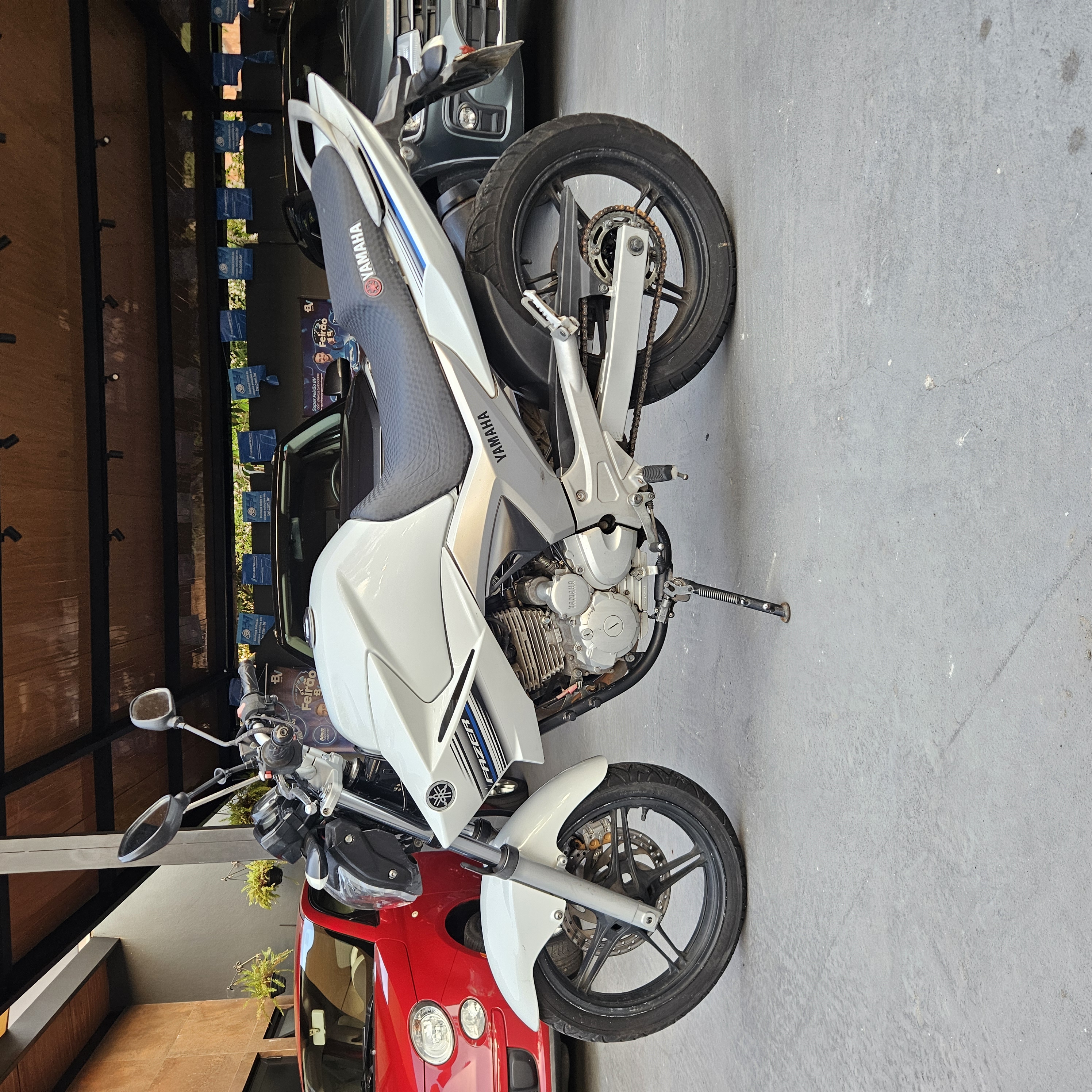 YAMAHA Fazer 250 miniatura 2