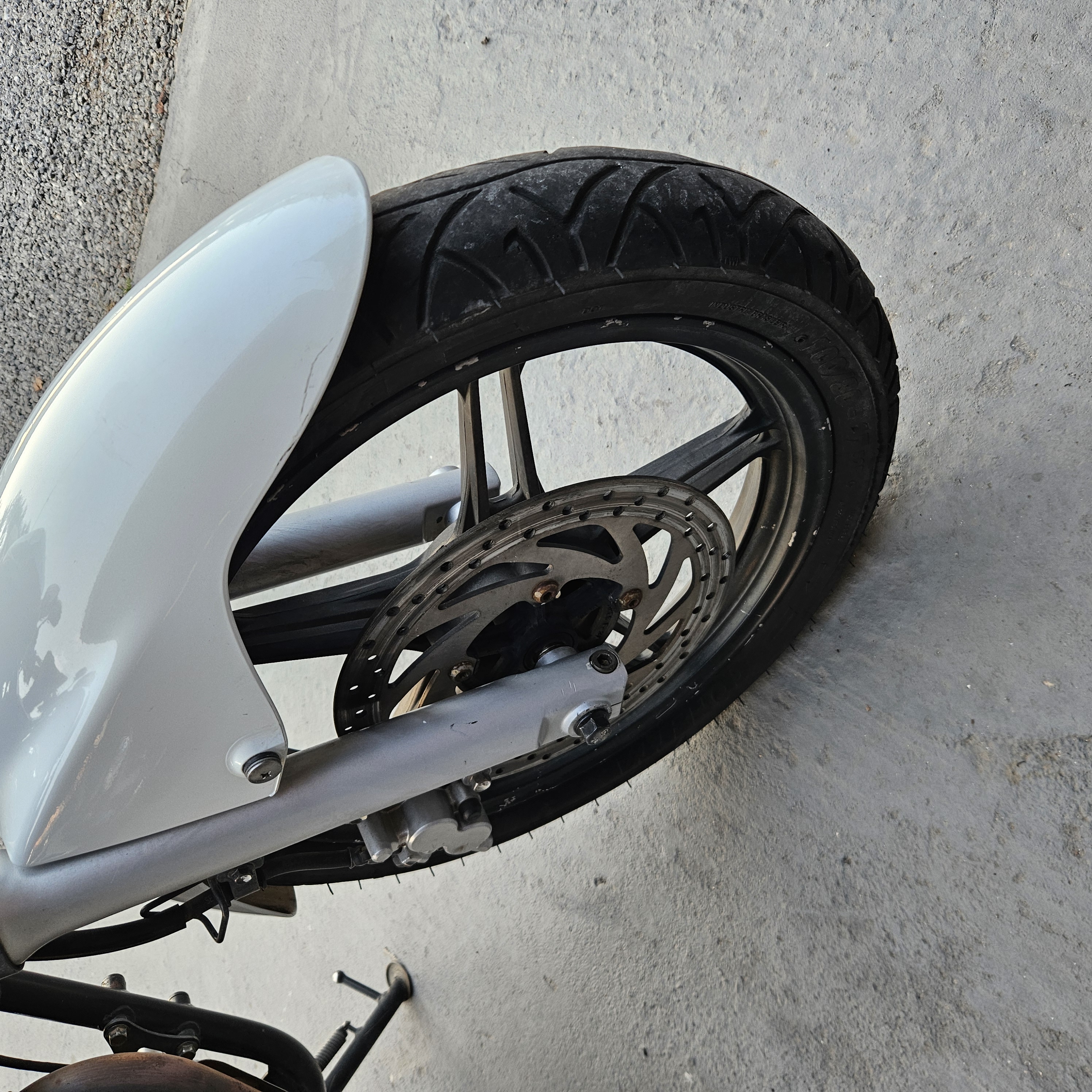 YAMAHA Fazer 250 miniatura 3