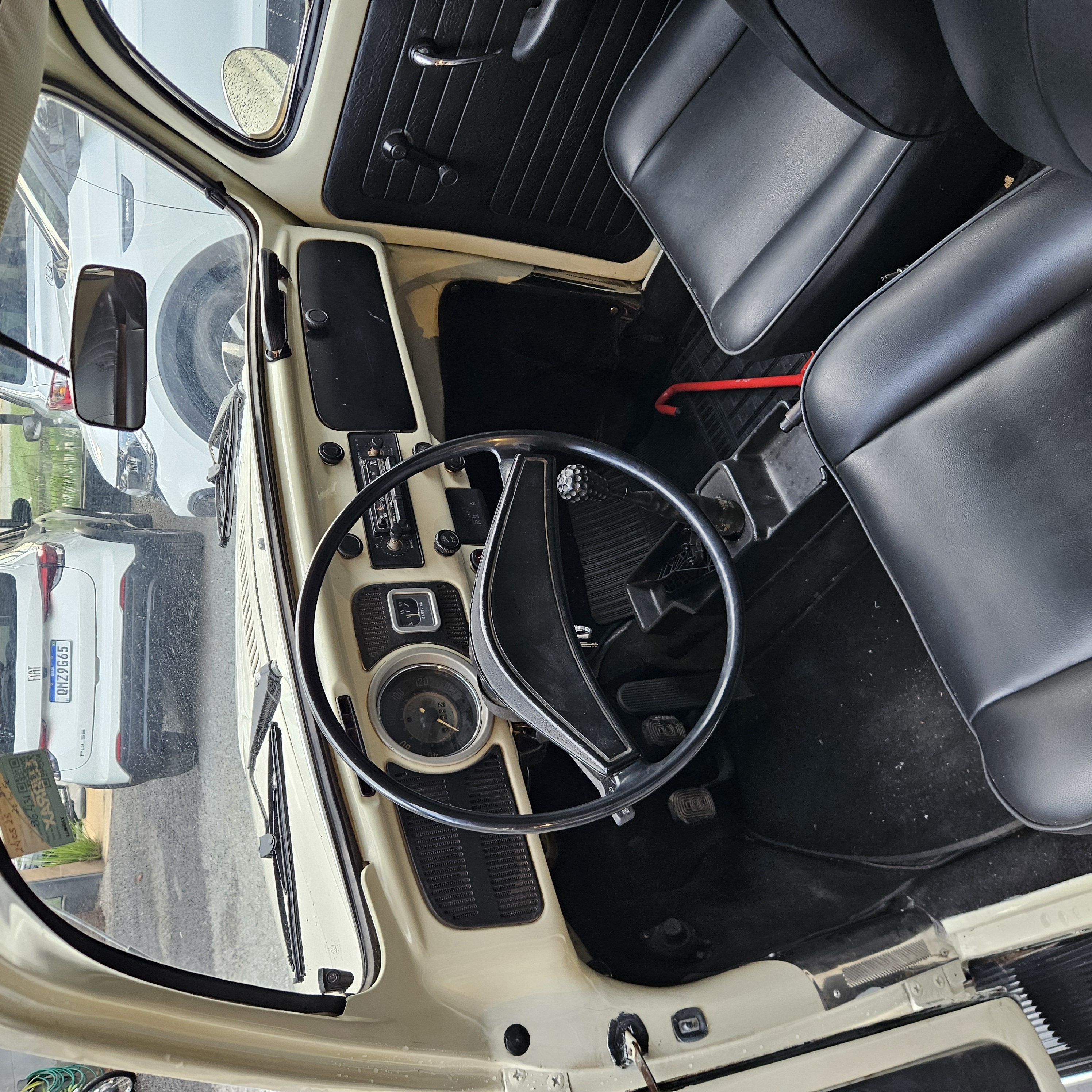 VOLKSWAGEN Fusca 1300 miniatura 4