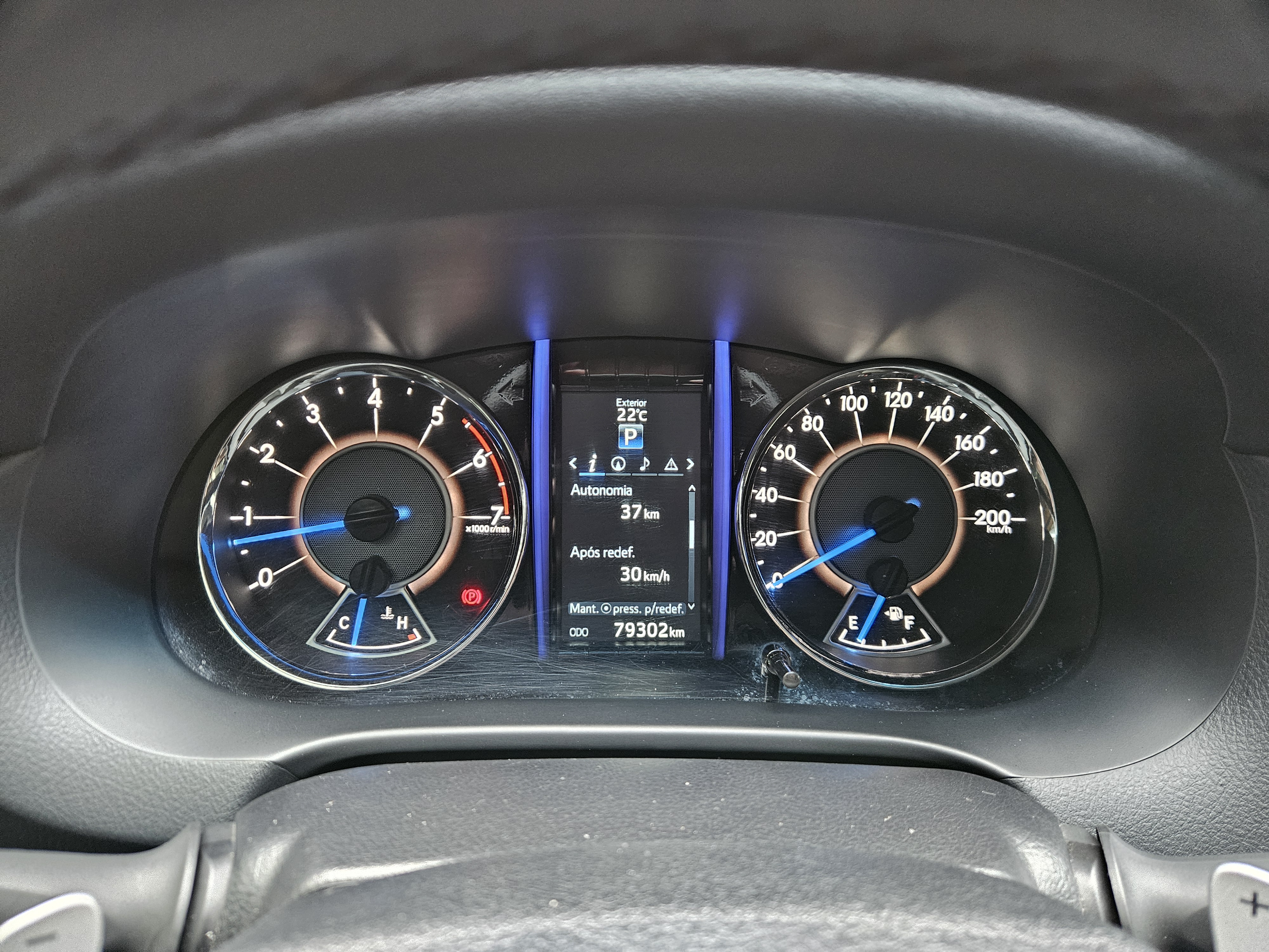 TOYOTA Hilux Sw4 SRV miniatura 5