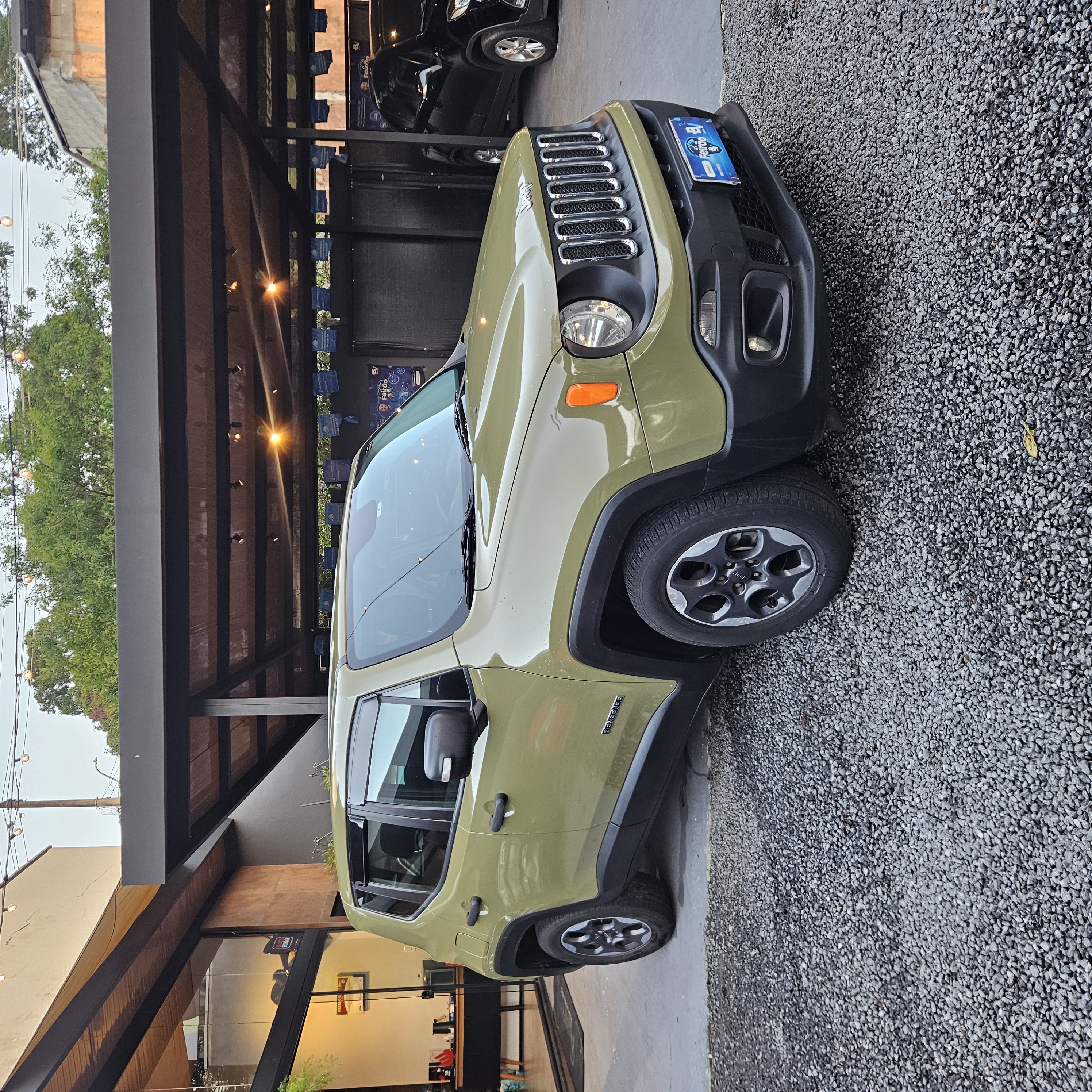 JEEP Renegade Sport AT miniatura 3