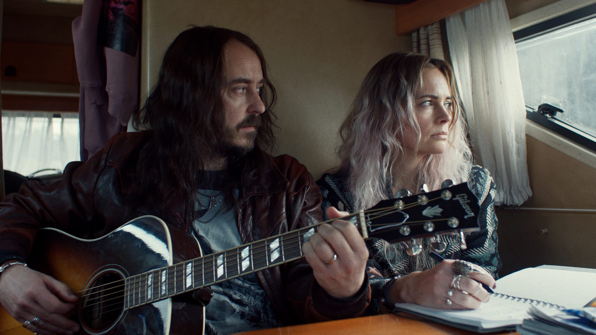 Harmonica (1) Player Irish Television Channel, Súil Eile