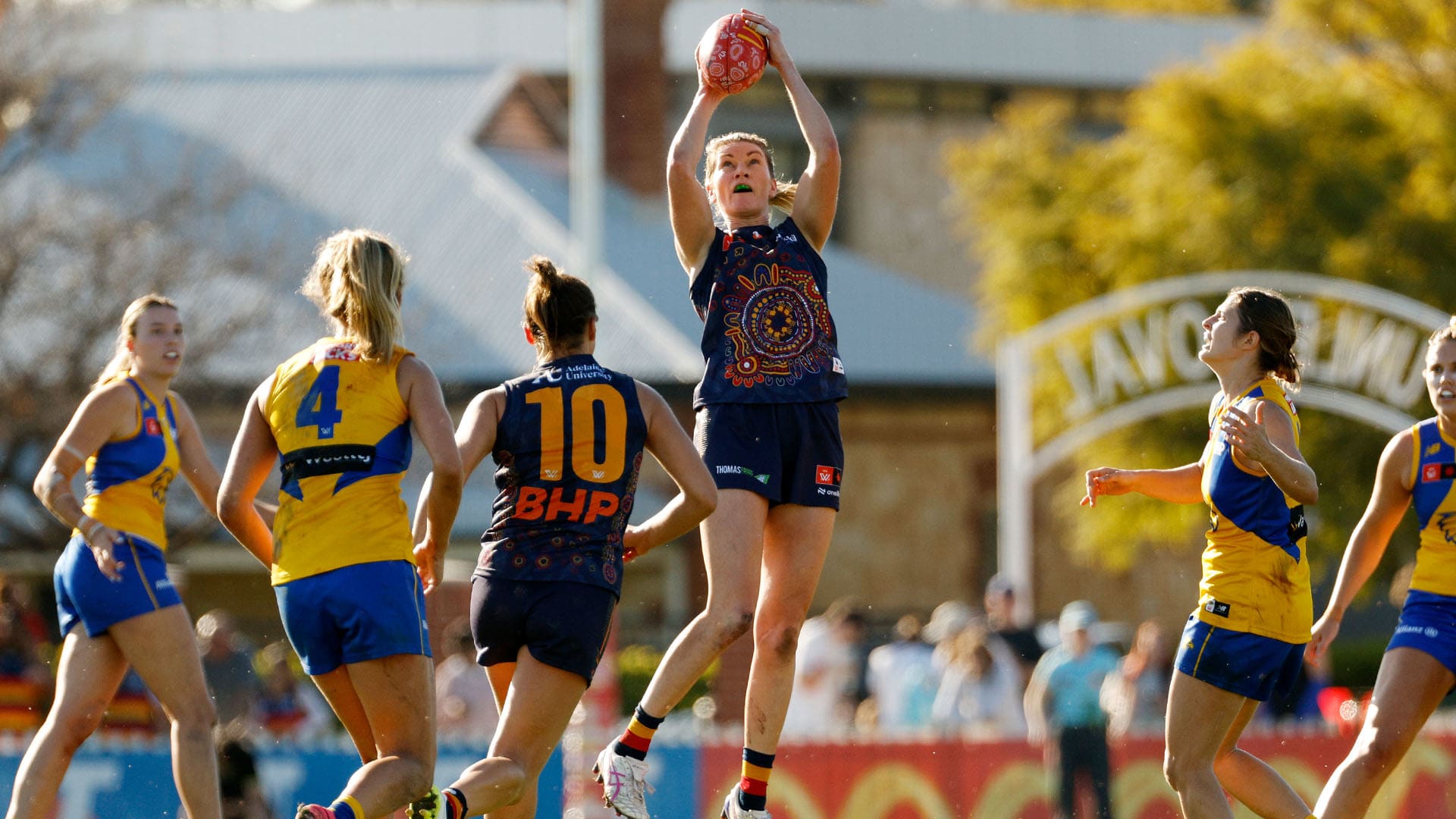 AFL Aussie Rules na mBan