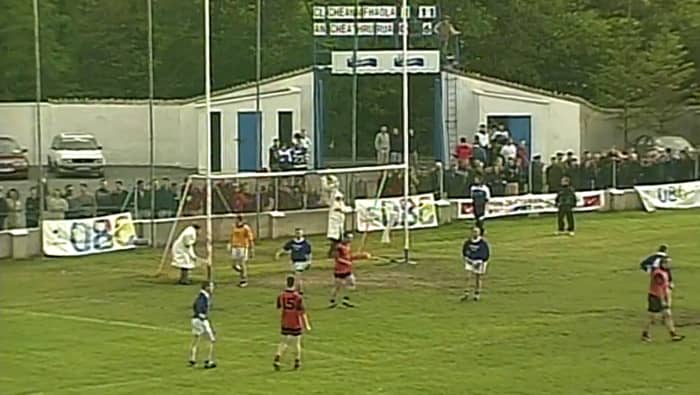 Cloich Cheann Fhaola v An Cheathrú Rua