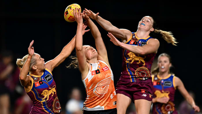 Carlton v Western Bulldogs