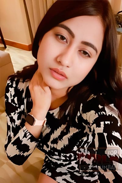  Female escorts in Mumbai