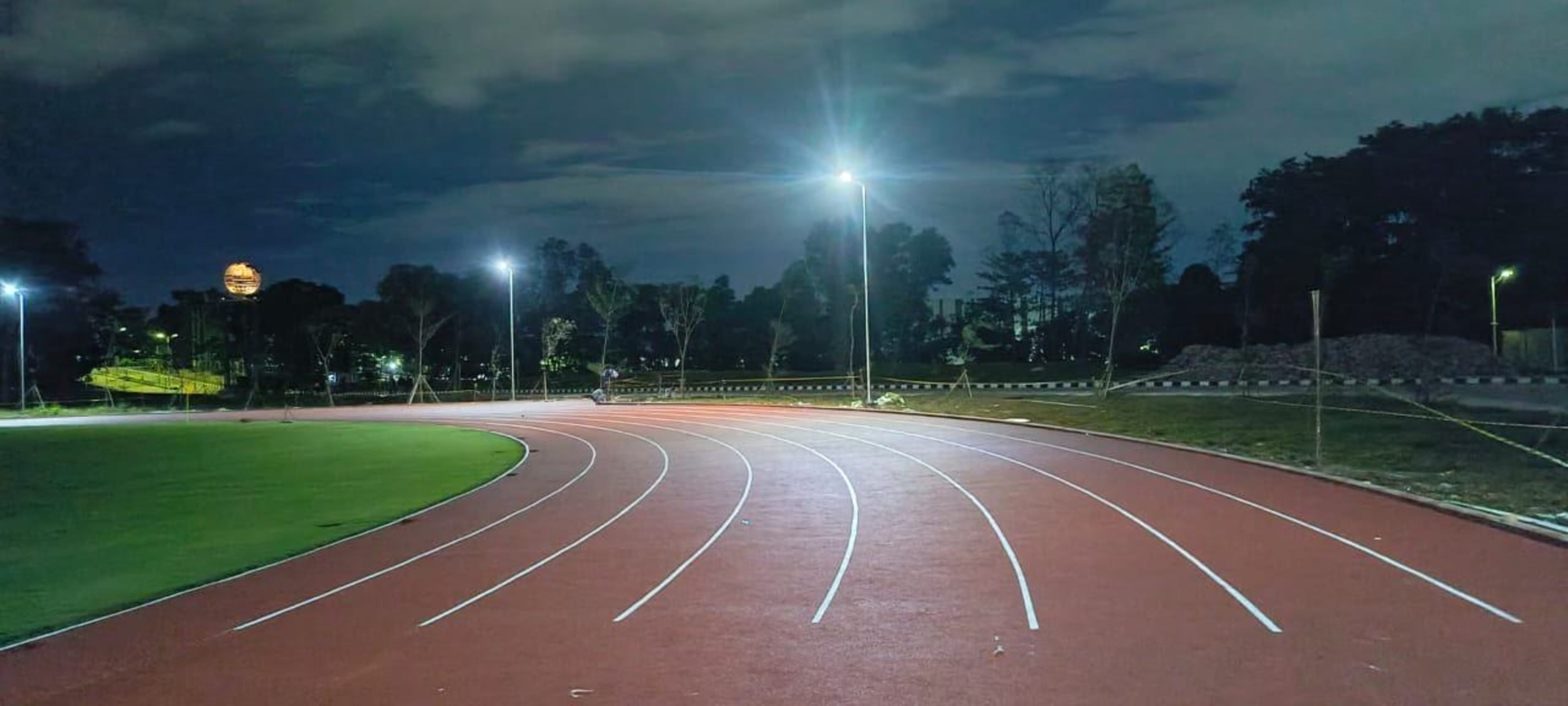 RUBBER RUNNING/JOGGING TRACK UNIVERSITAS PERTAHANAN BOGOR