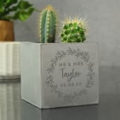 Personalised Wreath Concrete Pot Product Image